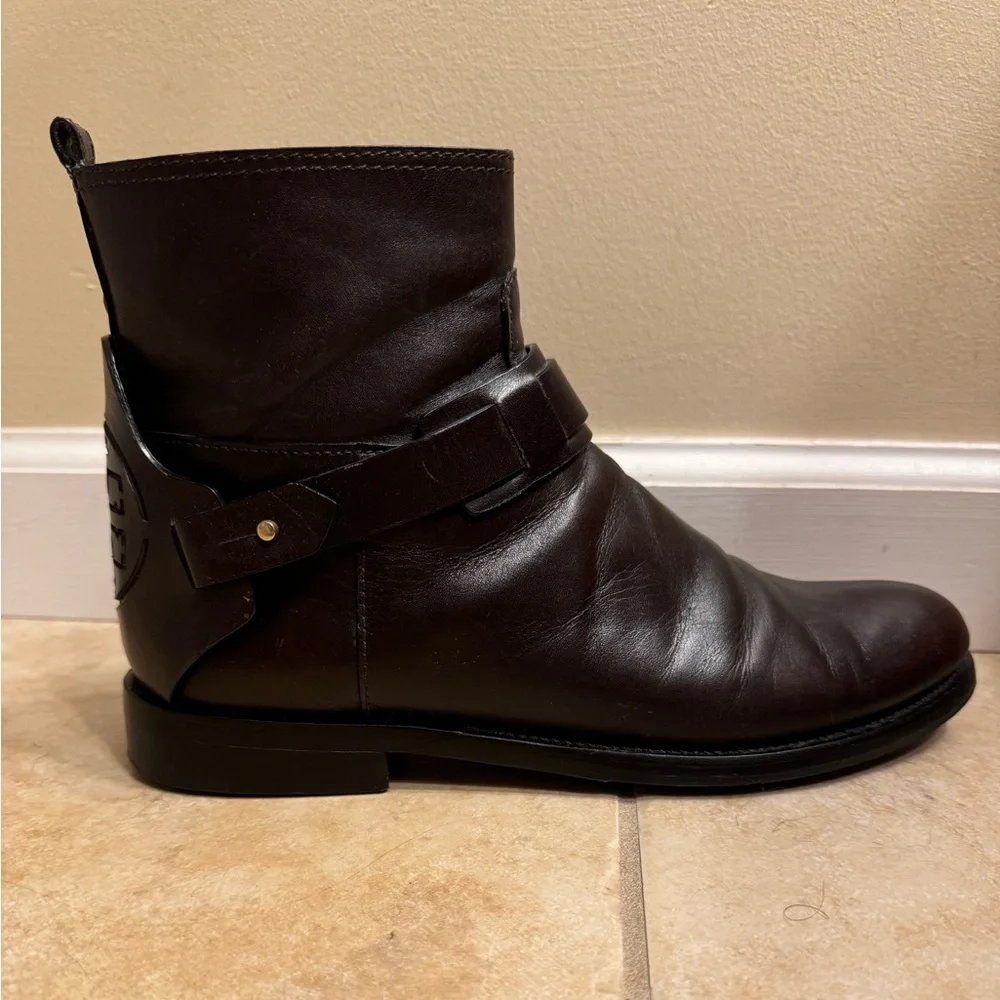 Tory Burch derby flat boots